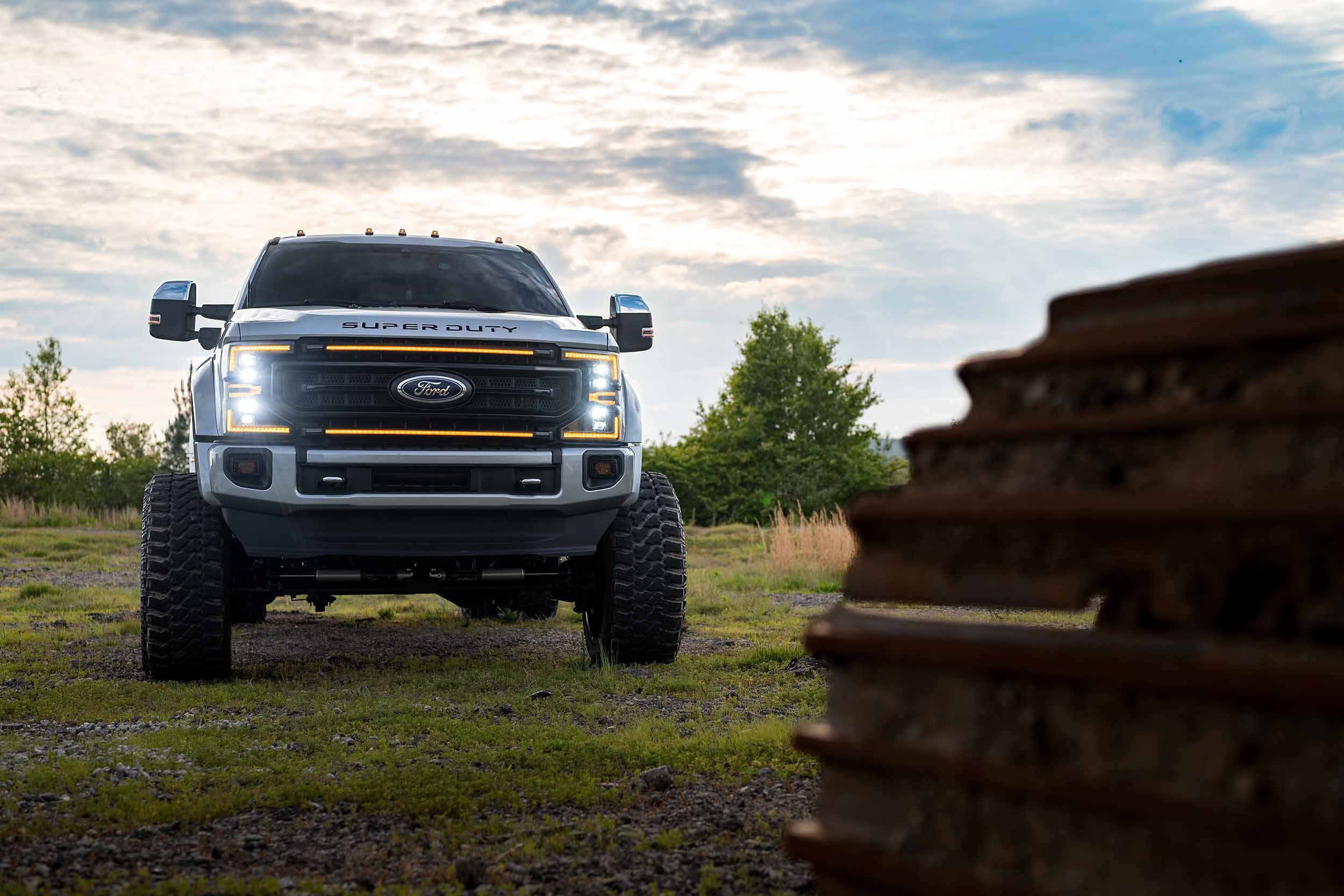 Morimoto XBG LED Grille: Ford Super Duty (20-22 / Black / Amber DRL)