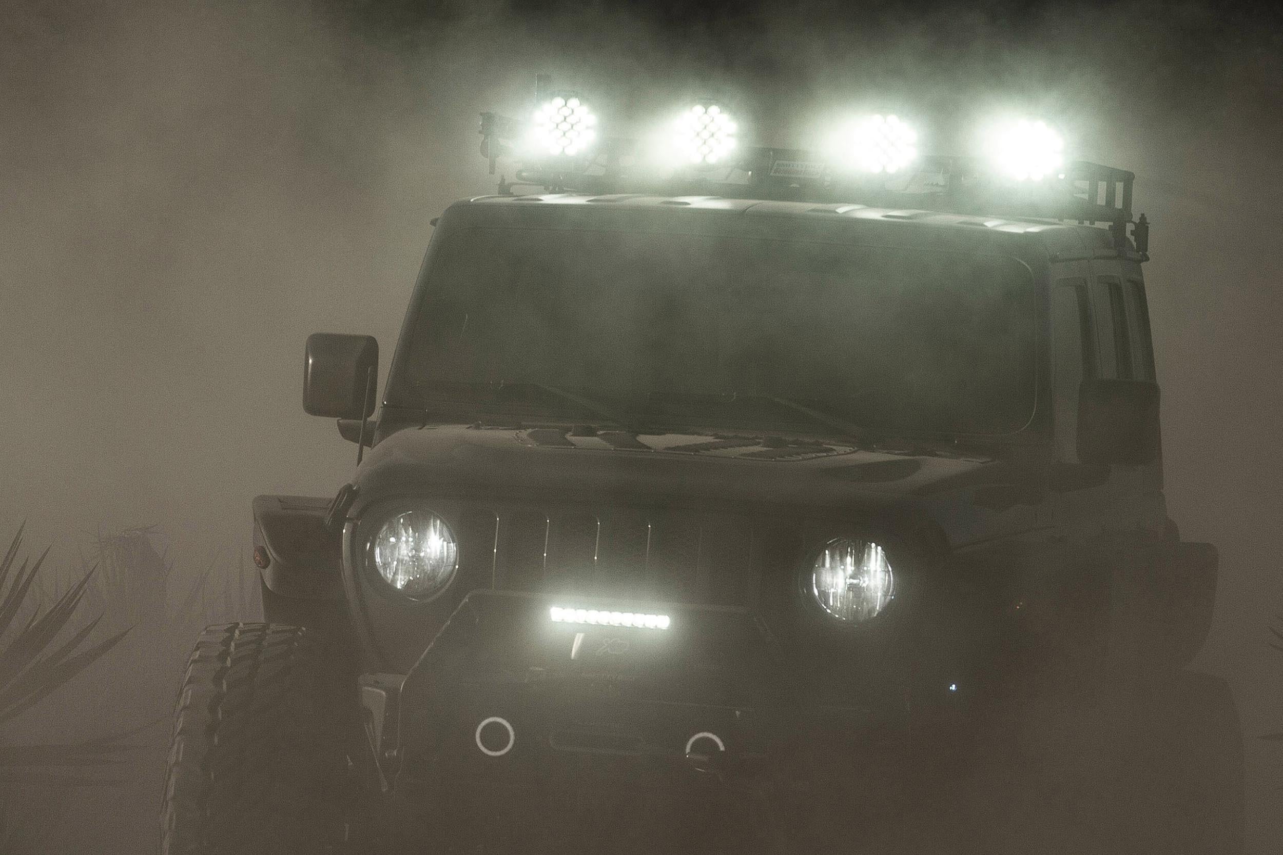 ProComp Pro Comp Motorsports Series Single Row Light Bar: 6" / White / Combo Beam