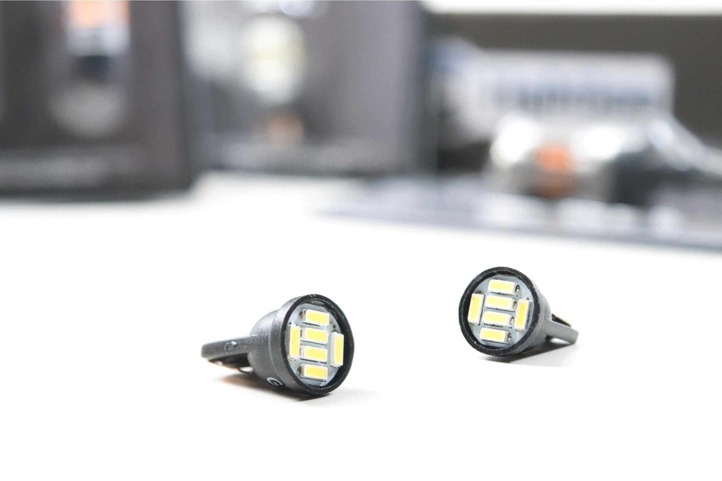 GTR Lighting T10/194: GTR Low Profile LED (Blue)