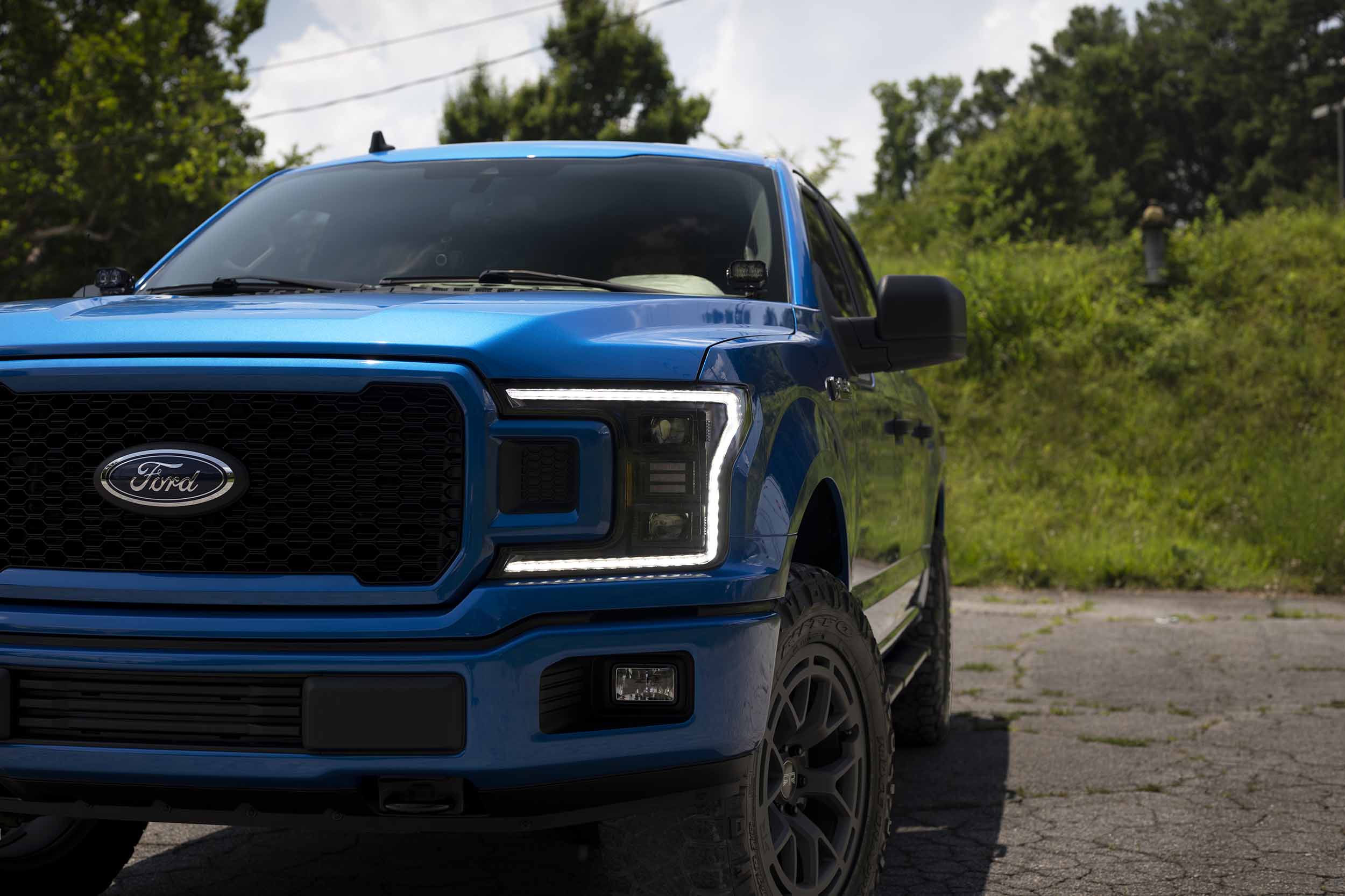 Morimoto XB Hybrid LED Headlights: Ford F-150 (18-20 / Set)